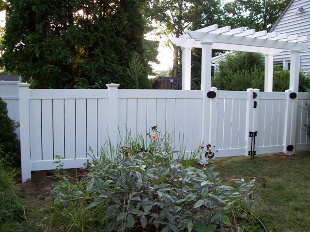 VINYL ARBOR AND SECTIONS